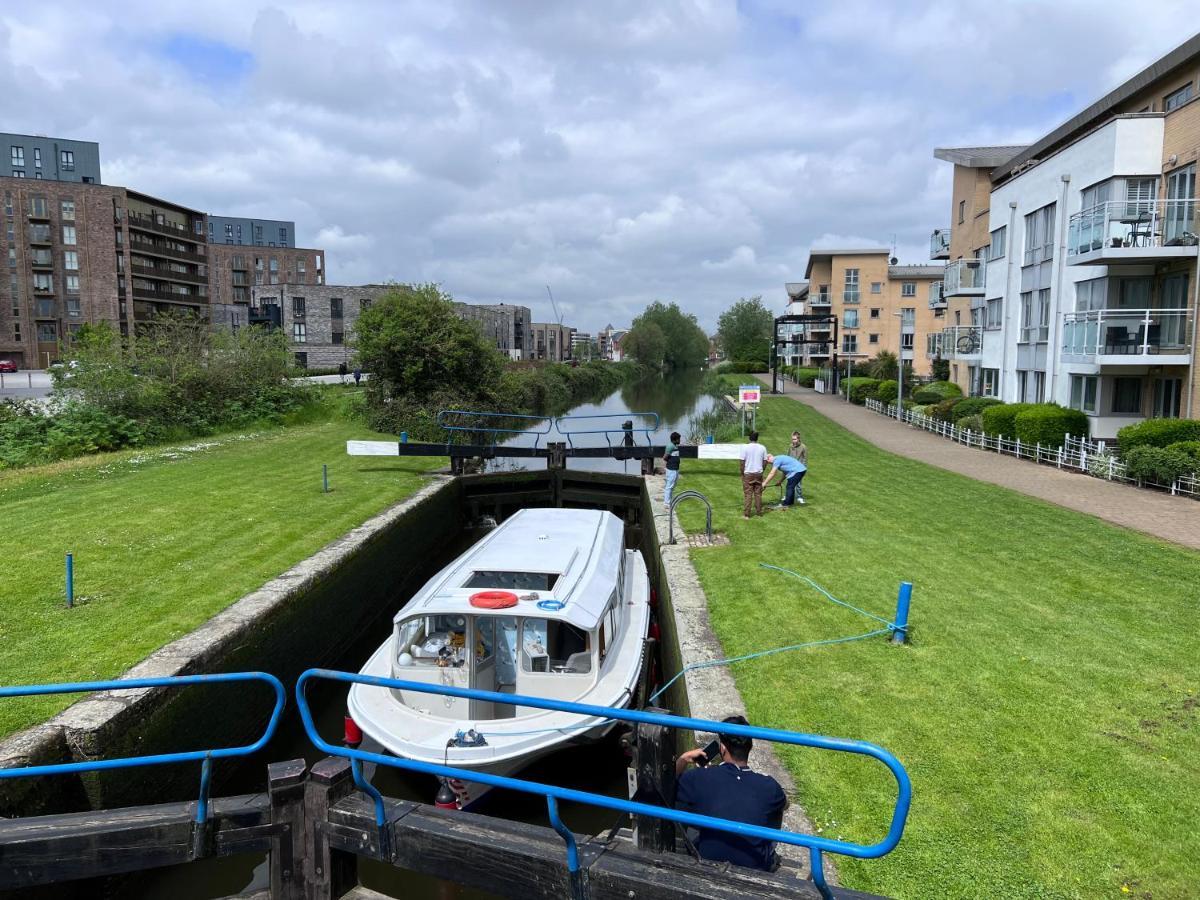 Beautiful Riverview Apartment Chelmsford Buitenkant foto